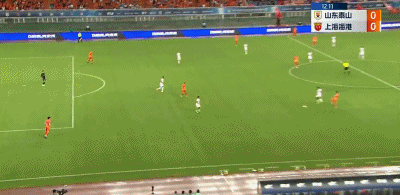 ⚽中超半场：武磊进球无效 克雷桑造点被取消 山东泰山0-0上海海港